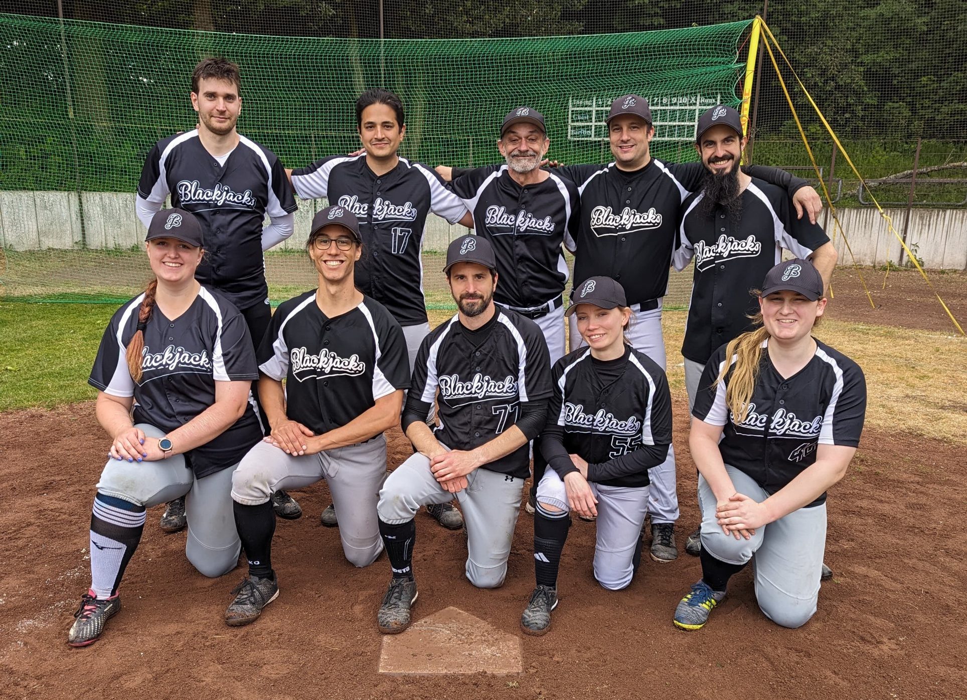 Zwei Siege für das Mixed-Softball-Team in der BBQ-Liga